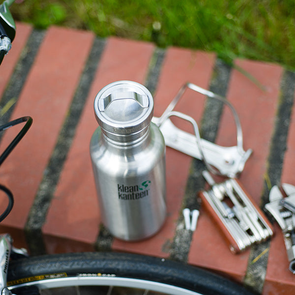 classic-steel-loop-cap-a8 stainless_bottle_cap_bike_parts_lifestyle.jpg