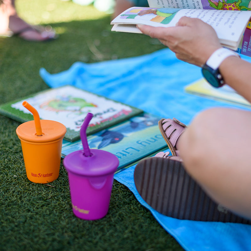 10oz-kid-s-cup-with-straw-lid-b2 10oz_kids_cups_straw_reading_blanket_square.jpg