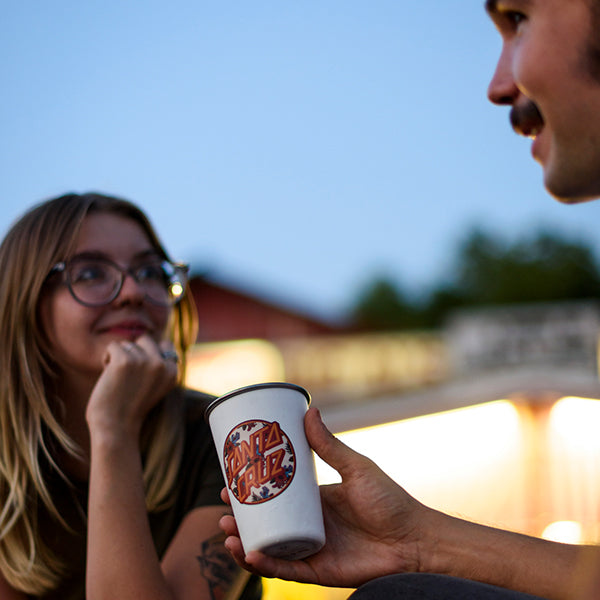 16oz-pint-cup-santa-cruz-f7 16oz_pints_santa_cruz_vacationdot_couple_square.jpg