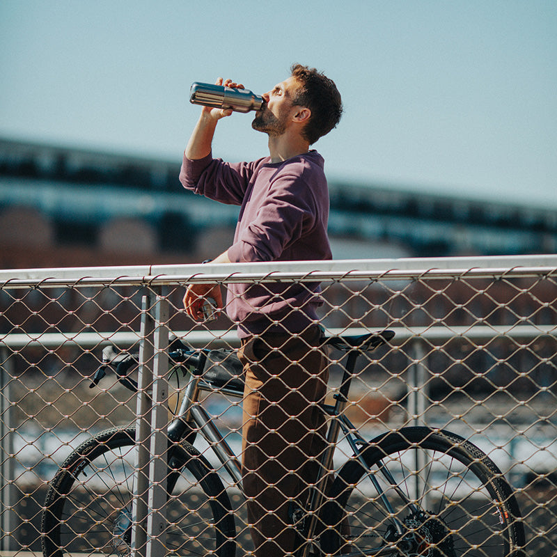 16oz-rise-reflect-with-bamboo-cap-g2 16oz_rise_reflect_man_bike_square.jpg