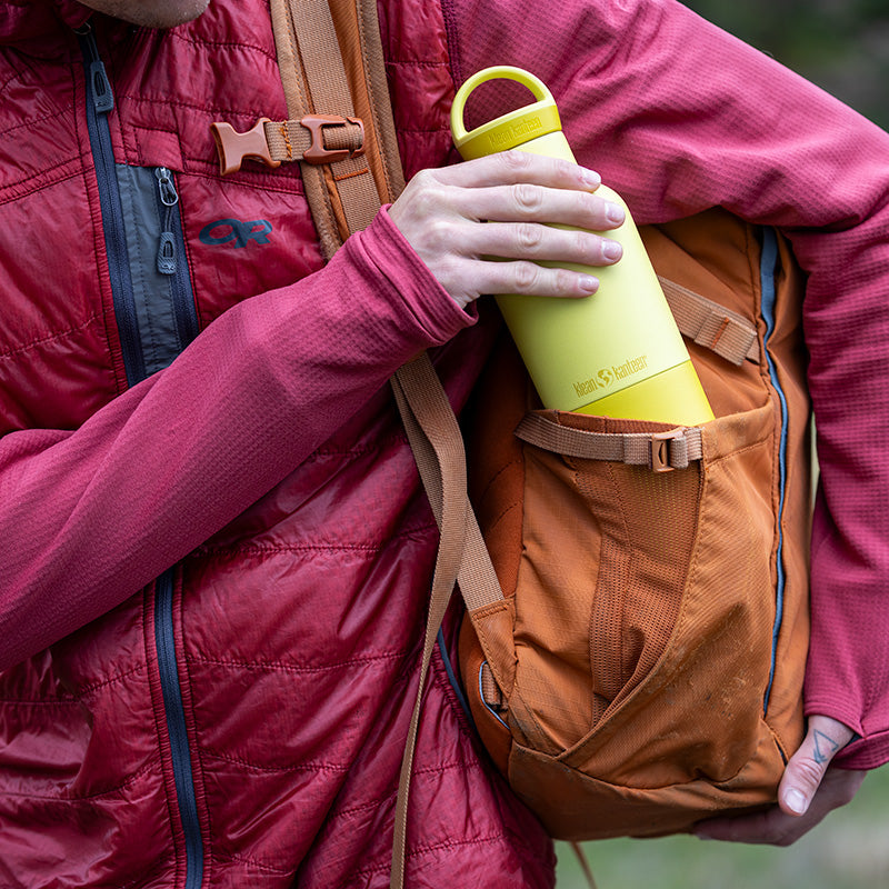 20oz-rise-classic-with-arch-loop-cap-o8 20oz_rise_classic_insulated_bottle_acacia_backpack_square.jpg