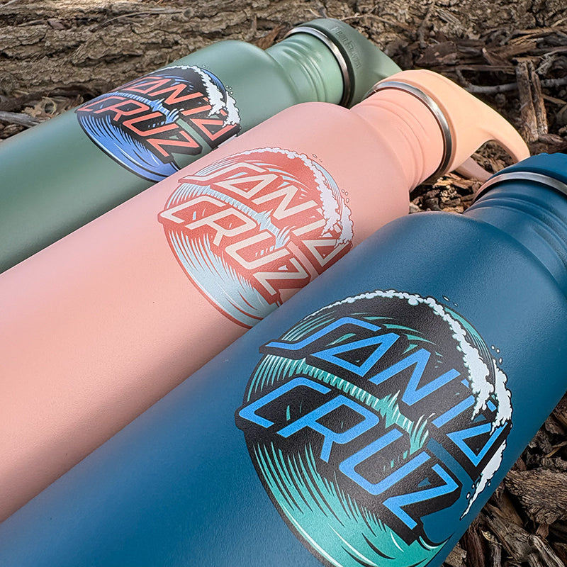 27oz-classic-with-flip-seal-sport-cap-santa-cruz-d8 27oz_classic_water_bottle_santacruz_wave_dot_3_laydown_square.jpg