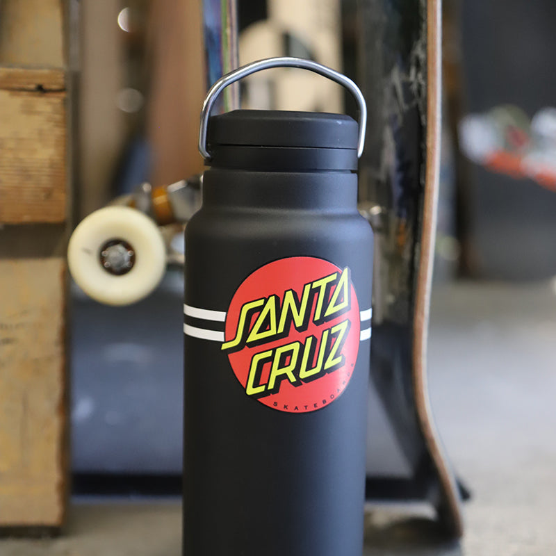 32oz-tkwide-with-twist-cap-santa-cruz-z2 32oz_tkwide_twist_water_bottle_santacruz_dot_wheels_square.jpg