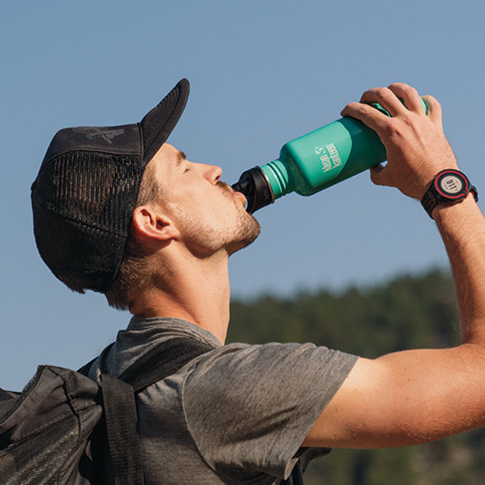 classic-sport-cap-l5 K27CPPS-SC-sport_cap_drinking_lifestyle.jpg