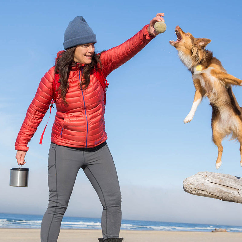 32oz-tkcanister-food-container-b3 food_canister_32oz_girl_beach_dog_jump_square.jpg