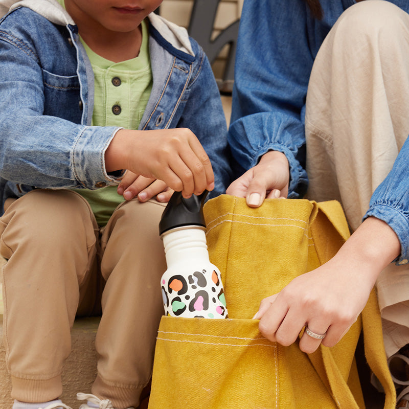 12oz-kid-s-classic-with-flip-seal-sport-cap-t1 kid_sport_flip_seal_12oz_bag_pull_square.jpg