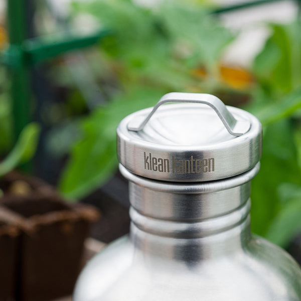 classic-steel-loop-cap-a8 stainless_cap_garden_lifestyle.jpg