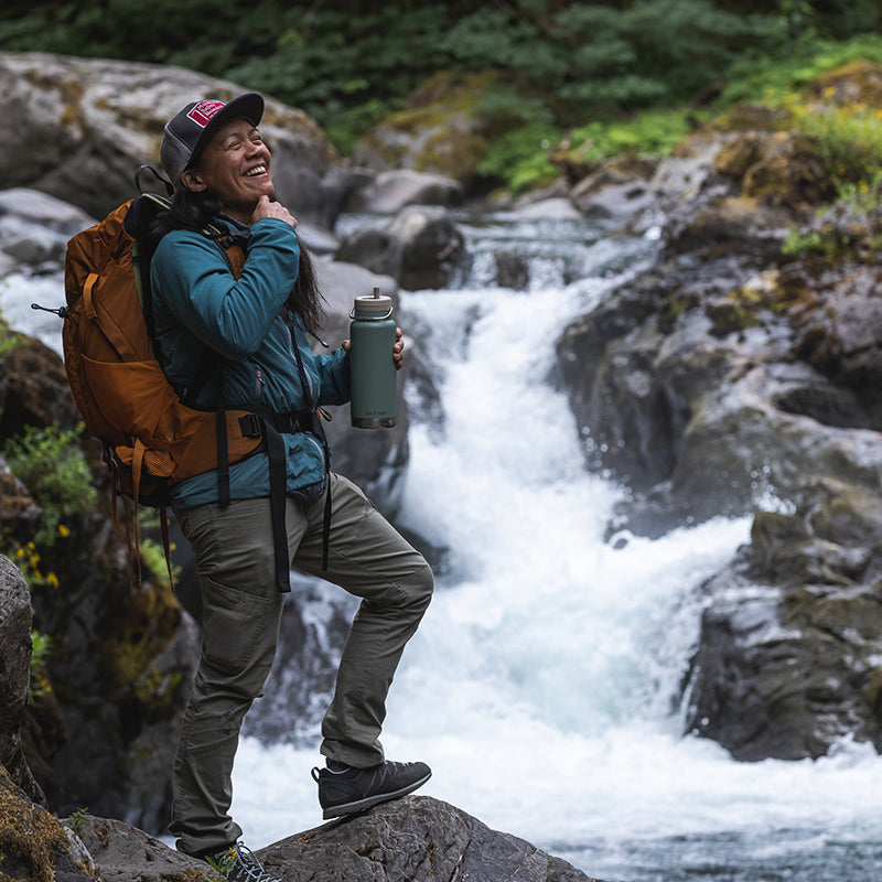 32oz-tkwide-with-twist-cap-f2 tkwide_32oz_insulated_bottle_twist_backpack_river_guy_square.jpg